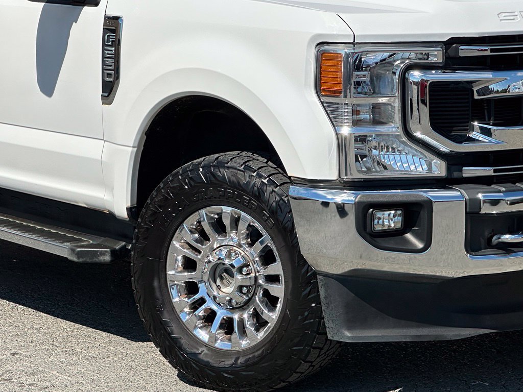 Used 2021 Ford F250 XLT w/ XLT Premium Package AWD/4WD image 38