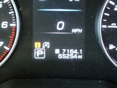 Used 2022 Subaru Outback Premium image 37