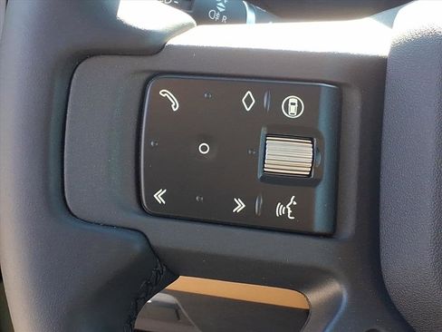 New 2026 Land Rover Defender 110 X-Dynamic SE image 16