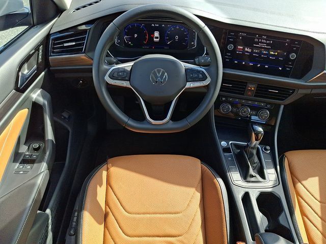 Used 2024 Volkswagen Jetta SEL FWD image 11