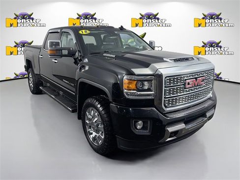 Used 2018 GMC Sierra 2500 Denali image 3