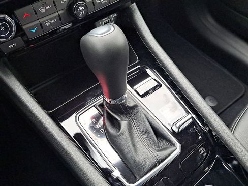 New 2026 Jeep Compass Limited image 21