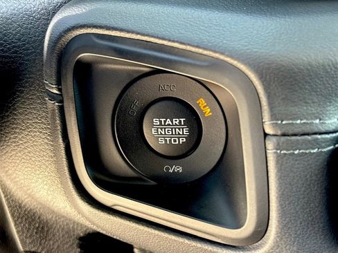 Used 2024 Jeep Wrangler Unlimited Rubicon image 20