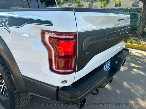 Used 2019 Ford F150 Raptor w/ Equipment Group 802A Luxury AWD/4WD image 23