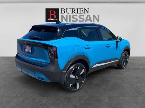 New 2026 Nissan Kicks SR w/ SR Premium Package AWD/4WD image 5