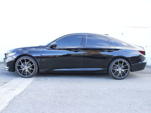 Used 2020 Honda Accord Sport image 4