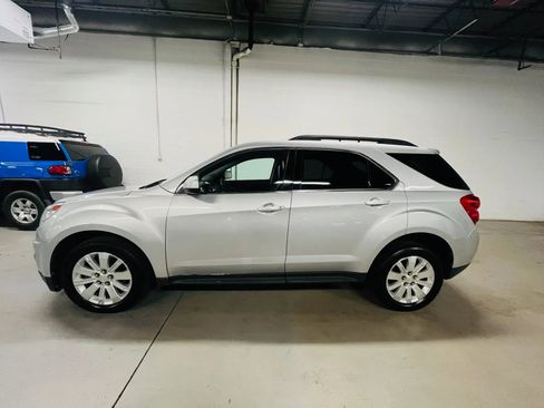Used 2010 Chevrolet Equinox LT AWD/4WD image 5