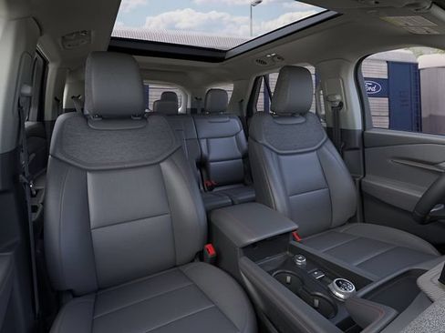 New 2026 Ford Explorer Active AWD/4WD image 10