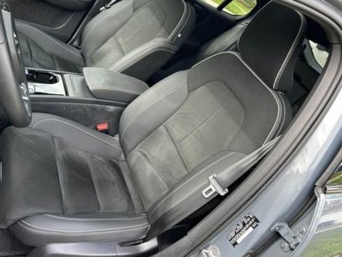 Used 2023 Volvo C40 P8 Recharge Ultimate w/ Protection Package Premier AWD/4WD image 3
