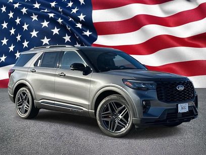 New 2025 Ford Explorer ST w/ Sun And Sound Package