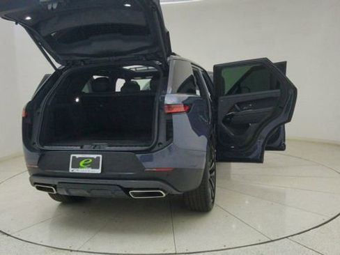 Used 2025 Land Rover Range Rover Sport SE image 78