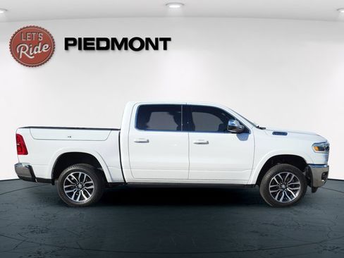 Used 2025 RAM 1500 Limited w/ Off Road Group AWD/4WD image 4