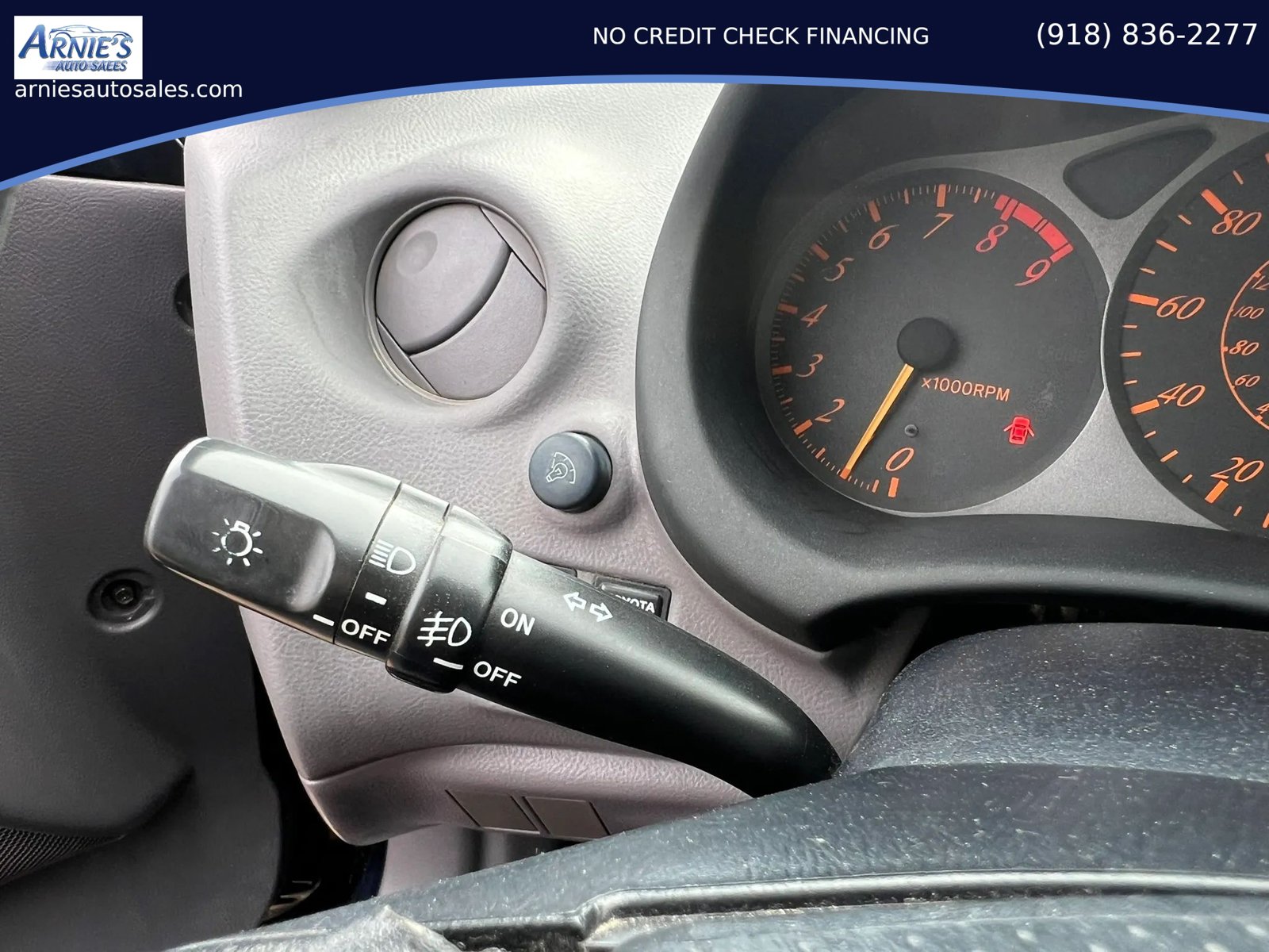 Used 2000 Toyota Celica GT-S FWD image 19