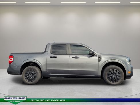 Used 2023 Ford Maverick XL FWD image 2