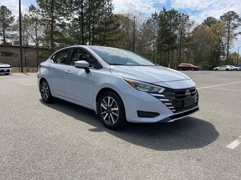 Certified 2025 Nissan Versa SV w/ Trunk Package image 4