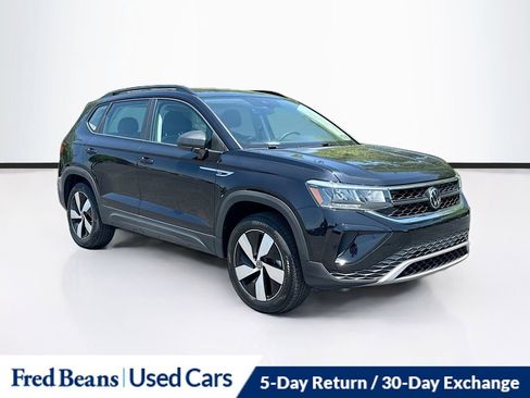 Used 2024 Volkswagen Taos S AWD/4WD image 1