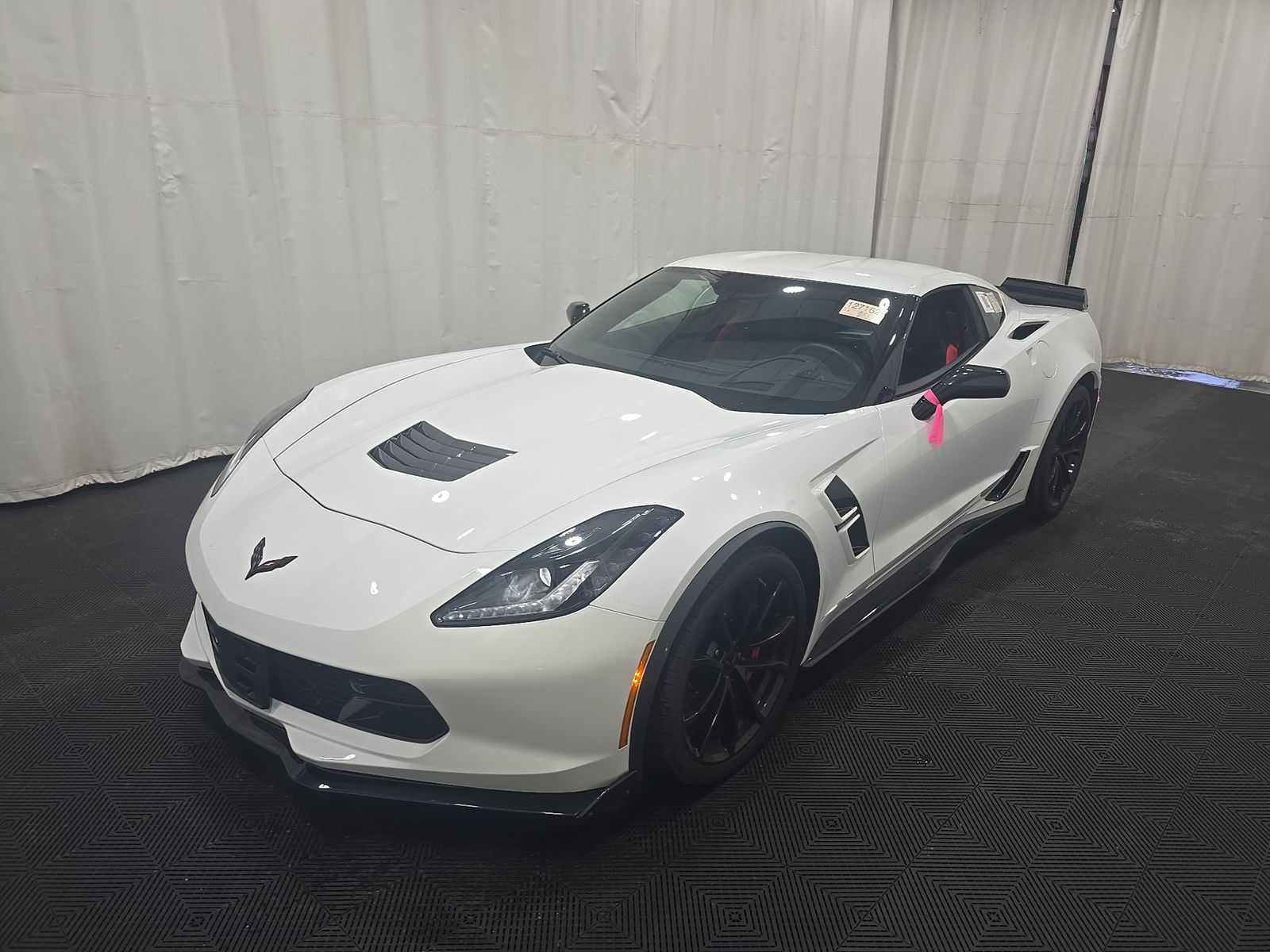 Used 2019 Chevrolet Corvette Grand Sport RWD image 2