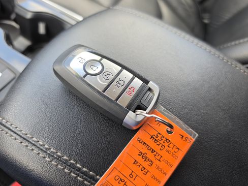 Used 2019 Ford Edge Titanium w/ Cold Weather Package AWD/4WD image 35