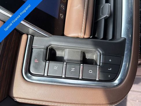 Used 2021 Chevrolet Tahoe High Country AWD/4WD image 23