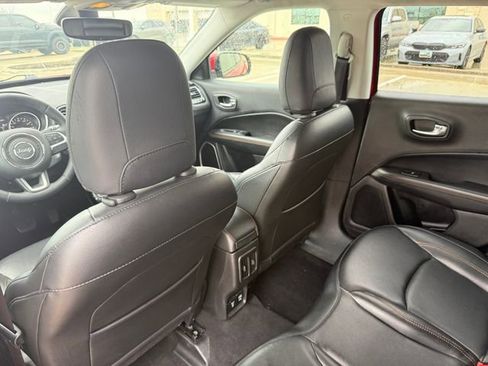 Used 2019 Jeep Compass Limited image 27