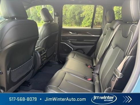 Used 2026 Jeep Grand Cherokee Limited AWD/4WD image 20