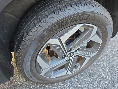 Used 2022 Hyundai Tucson Limited image 18