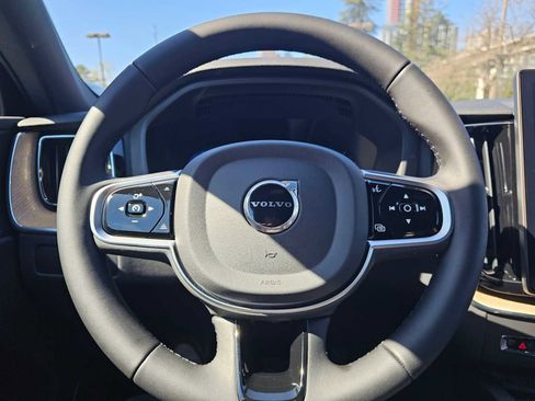 New 2026 Volvo XC60 B5 Core AWD/4WD image 23