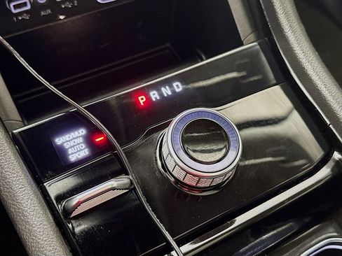 Certified 2023 Jeep Grand Cherokee Limited w/ Trailer Tow Prep Group (B) image 21