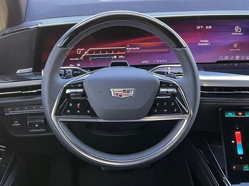 Certified 2026 Cadillac Escalade Sport w/ LPO, ONYX Package image 13