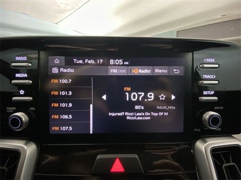 Used 2023 Kia Sorento LX image 16