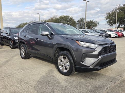 Used 2025 Toyota RAV4 XLE image 7