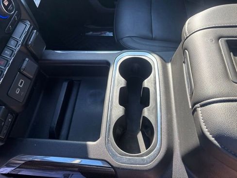 Used 2020 Chevrolet Silverado 1500 RST image 24