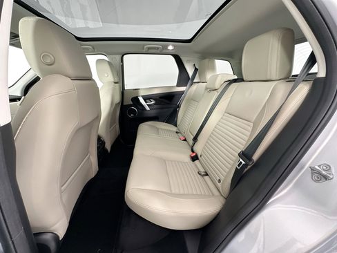 Used 2025 Land Rover Discovery Sport S image 23