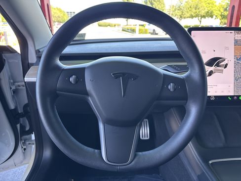Used 2021 Tesla Model 3 Performance AWD/4WD image 18