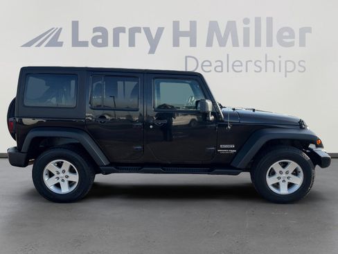 Used 2018 Jeep Wrangler Unlimited Sport S image 6