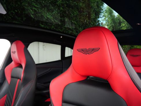Used 2024 Aston Martin DBX 707 AWD/4WD image 5