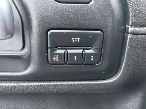 Used 2021 Chevrolet Silverado 2500 LTZ w/ LTZ Premium Package image 40