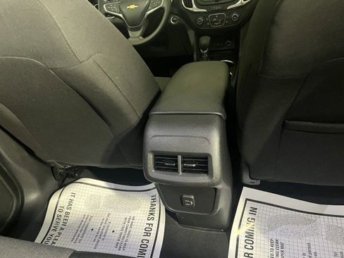 Used 2023 Chevrolet Equinox LT image 14