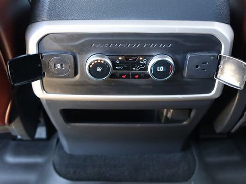 Used 2024 Ford Expedition Max Limited w/ Excursion Package AWD/4WD image 29