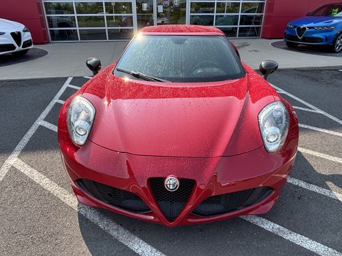 Used 2016 Alfa Romeo 4C Coupe w/ Coupe Track Package 1 RWD image 12