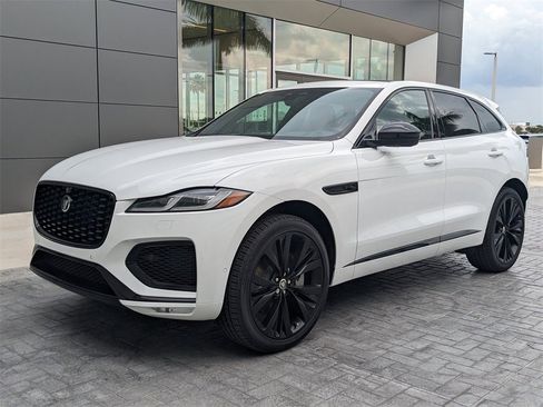 New 2026 Jaguar F-PACE R-Dynamic S image 1