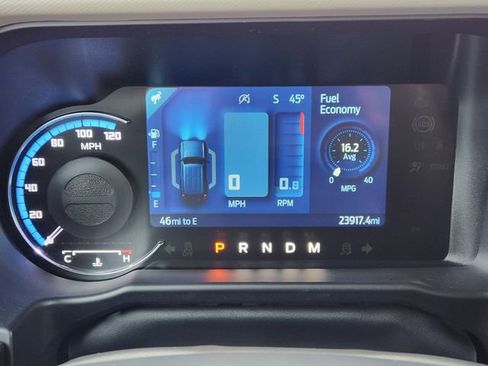 Used 2023 Ford Bronco Wildtrak image 11