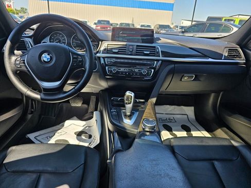 Used 2017 BMW 330i xDrive Sedan image 17
