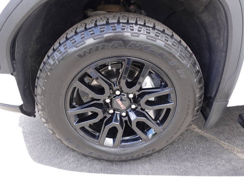 Used 2023 GMC Sierra 1500 Pro w/ Graphite Edition AWD/4WD image 53