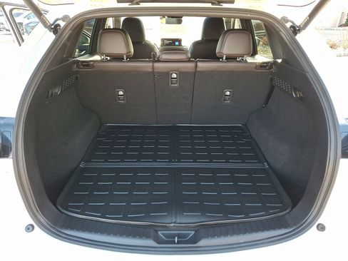 Used 2024 MAZDA CX-5 Signature image 28