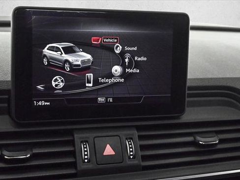Used 2020 Audi Q5 2.0T Premium image 13