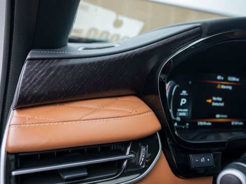 Used 2025 INFINITI QX60 Autograph w/ Cargo Package image 25