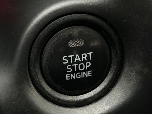 Used 2014 MAZDA MAZDA3 i Sport image 26