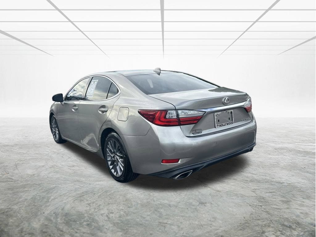Used 2018 Lexus ES 350 w/ Premier Package FWD image 6
