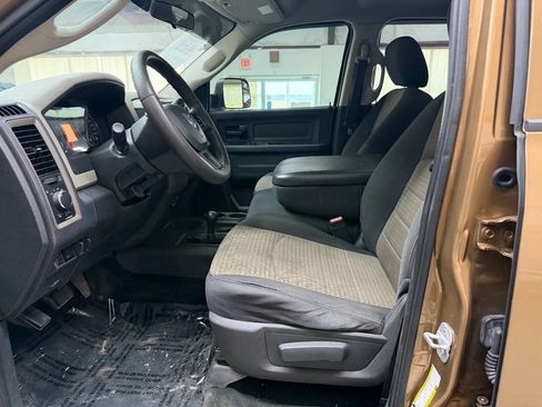 Used 2012 RAM 2500 ST w/ Chrome Appearance Group AWD/4WD image 11